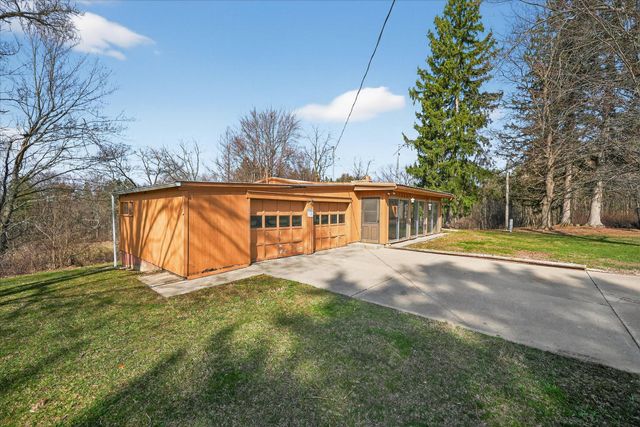 7091 Ann Arbor Road, Leoni Twp, MI 49201