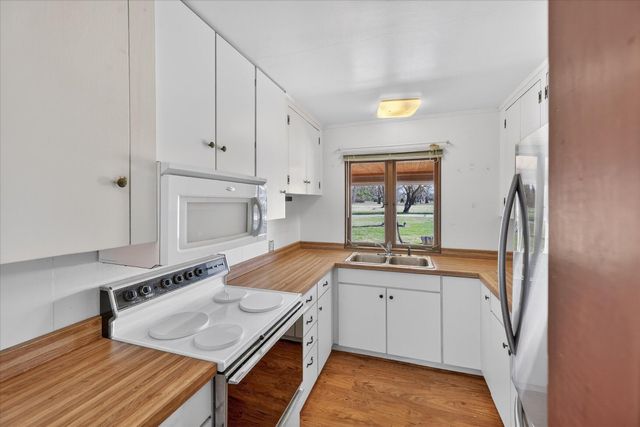 7091 Ann Arbor Road, Leoni Twp, MI 49201