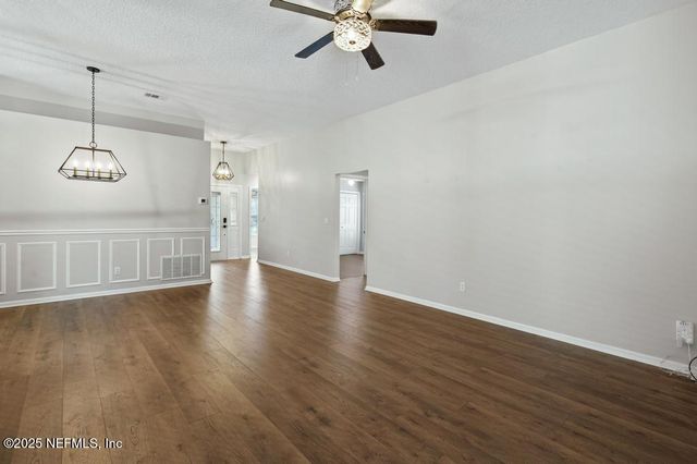 1727 CANOPY OAKS Drive, Orange Park, FL 32065