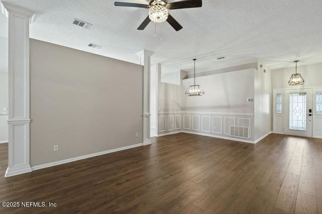 1727 CANOPY OAKS Drive, Orange Park, FL 32065