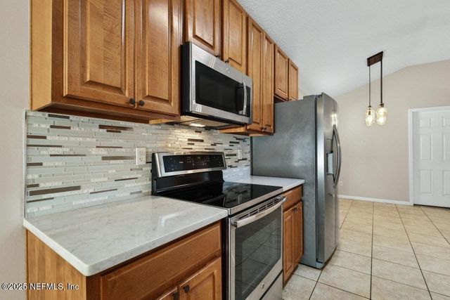 1727 CANOPY OAKS Drive, Orange Park, FL 32065