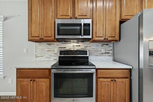 1727 CANOPY OAKS Drive, Orange Park, FL 32065