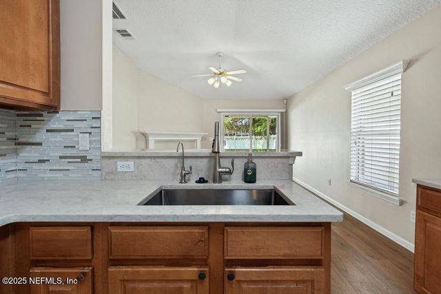 1727 CANOPY OAKS Drive, Orange Park, FL 32065