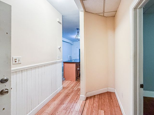 120 Gladstone St 3, Boston, MA 02128