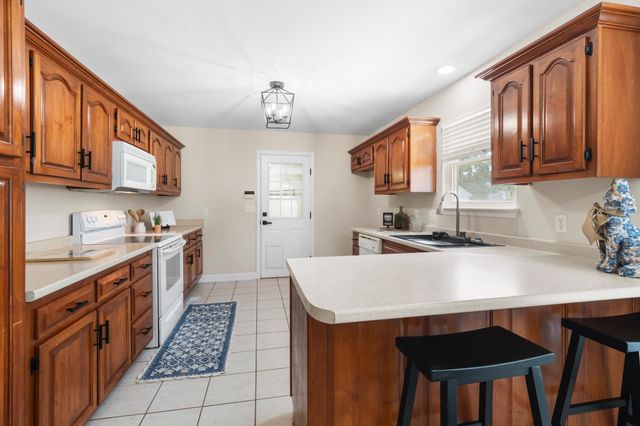 8602 Boulder View Drive, Soddy Daisy, TN 37379