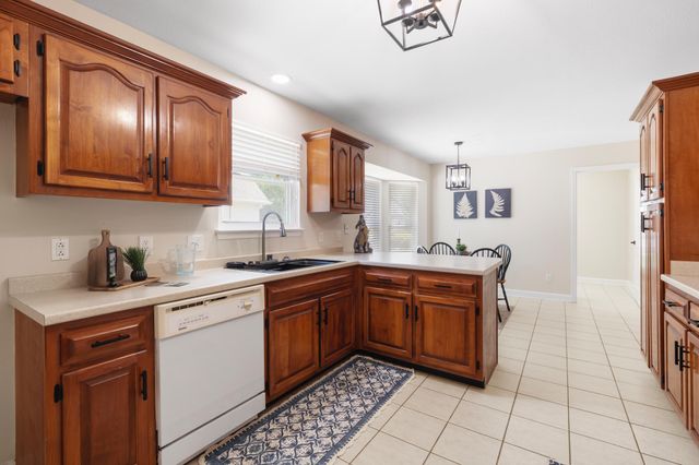 8602 Boulder View Drive, Soddy Daisy, TN 37379