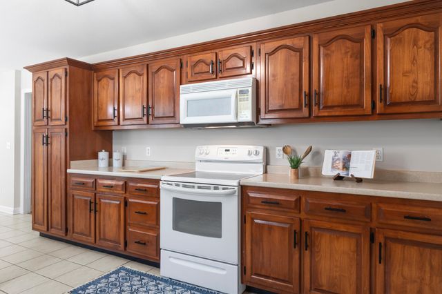 8602 Boulder View Drive, Soddy Daisy, TN 37379