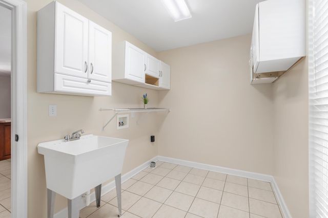 8602 Boulder View Drive, Soddy Daisy, TN 37379