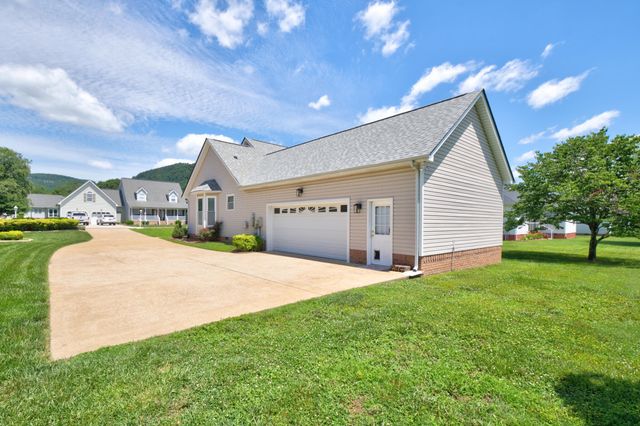 8602 Boulder View Drive, Soddy Daisy, TN 37379
