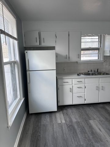 68 Maltby Street 2, Shelton, CT 06484