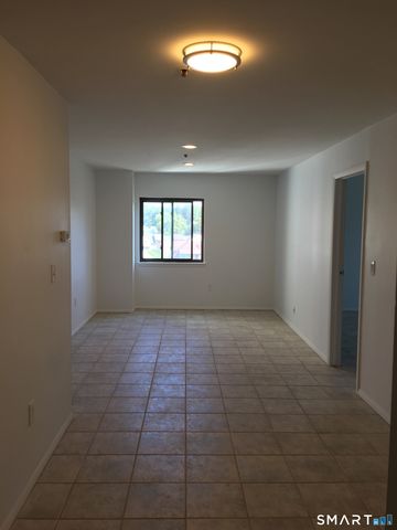 1633 Washington Boulevard 5A, Stamford, CT 06902