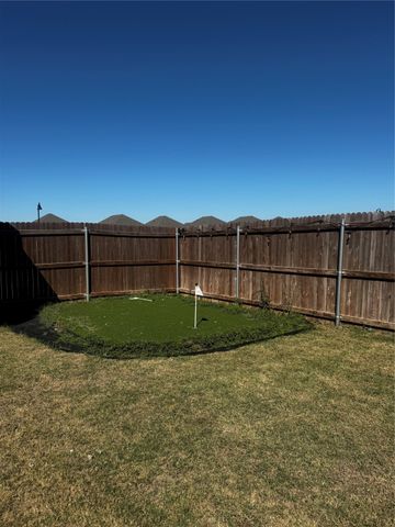 414 War Emblem Lane, Waxahachie, TX 75165