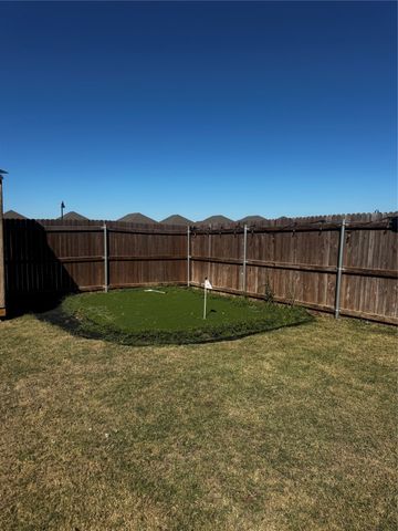 414 War Emblem Lane, Waxahachie, TX 75165