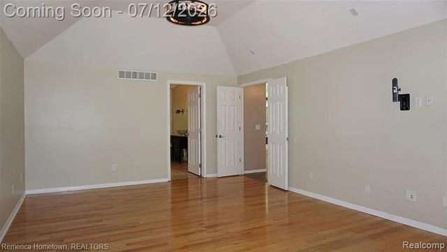 11975 Cody Creek Court, South Lyon, MI 48178
