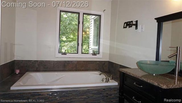 11975 Cody Creek Court, South Lyon, MI 48178