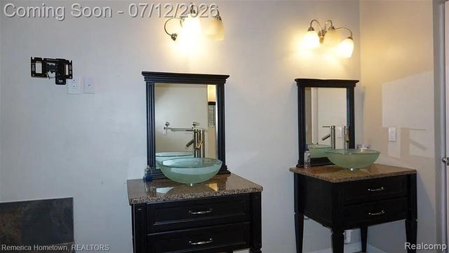 11975 Cody Creek Court, South Lyon, MI 48178