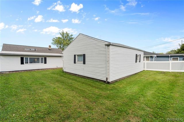 47 Warburton Place, Tonawanda, NY 14223
