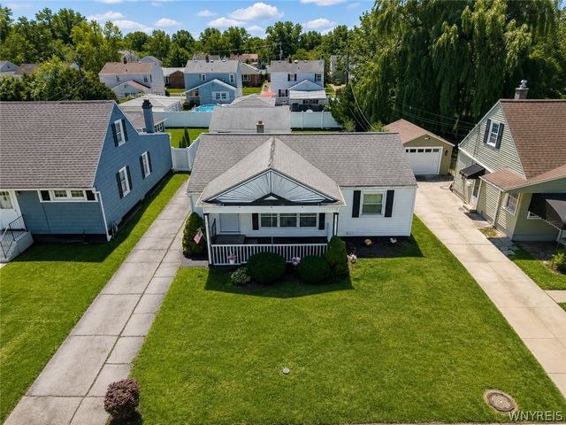 47 Warburton Place, Tonawanda, NY 14223