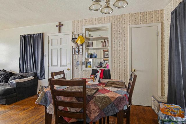 908 Blue Springs Dr, Pensacola, FL 32505