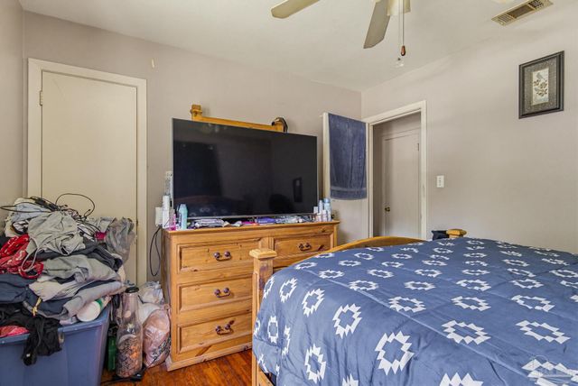 908 Blue Springs Dr, Pensacola, FL 32505