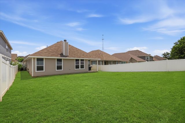 8993 Fair Oaks Drive, Providence Village, TX 76227