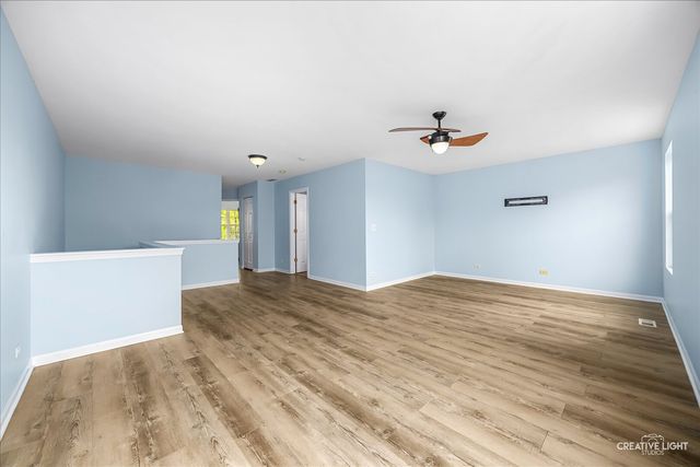 281 Springbrook Trail S, Oswego, IL 60543