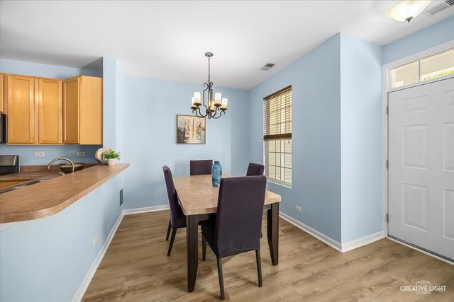 281 Springbrook Trail S, Oswego, IL 60543