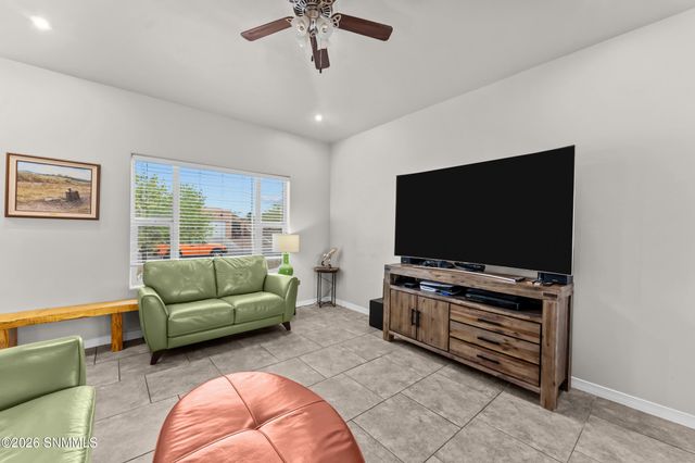 2993 Escenico Court, Las Cruces, NM 88012