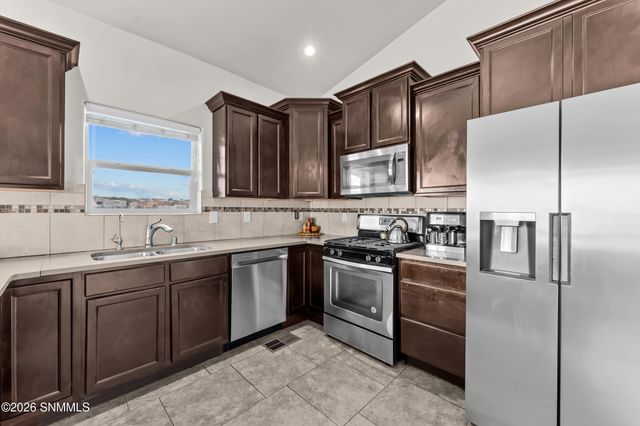 2993 Escenico Court, Las Cruces, NM 88012