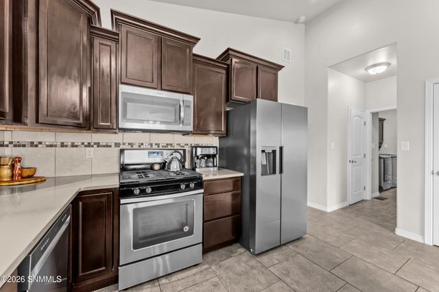 2993 Escenico Court, Las Cruces, NM 88012