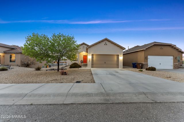 2993 Escenico Court, Las Cruces, NM 88012