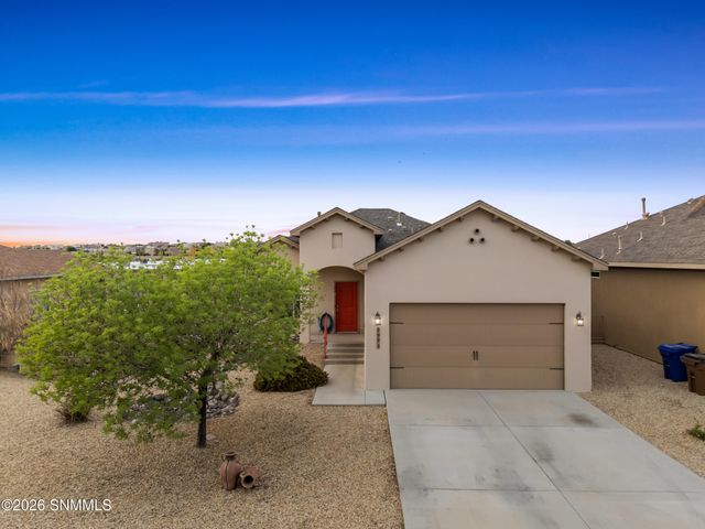 2993 Escenico Court, Las Cruces, NM 88012