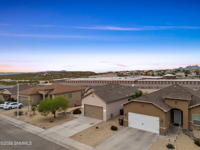 2993 Escenico Court, Las Cruces, NM 88012