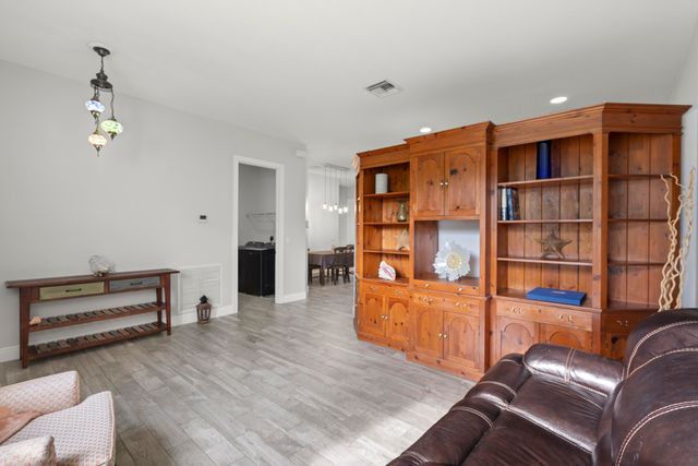 4900 126th Drive N, West Palm Beach, FL 33411