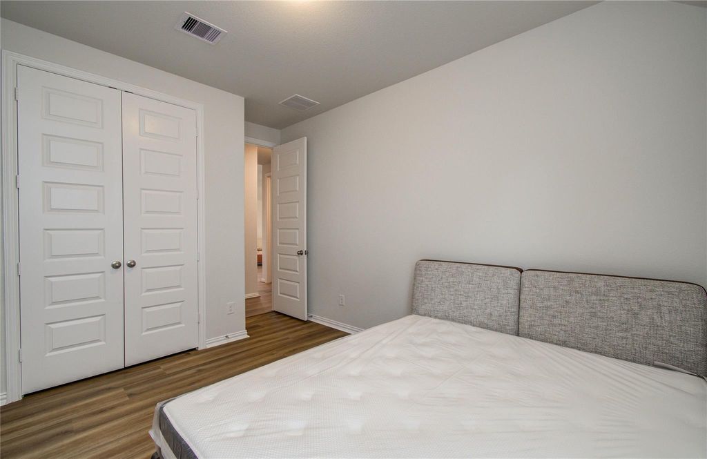 Image 22 of property listing at 27519 Paddle Grove Drive, Katy, TX 77493