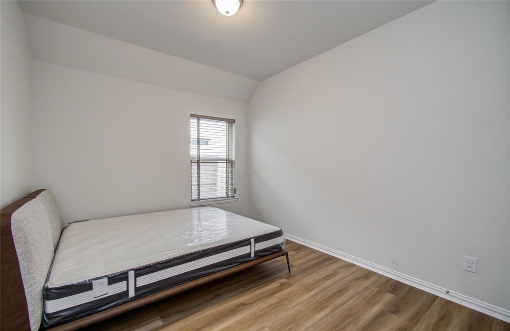 Image 23 of property listing at 27519 Paddle Grove Drive, Katy, TX 77493