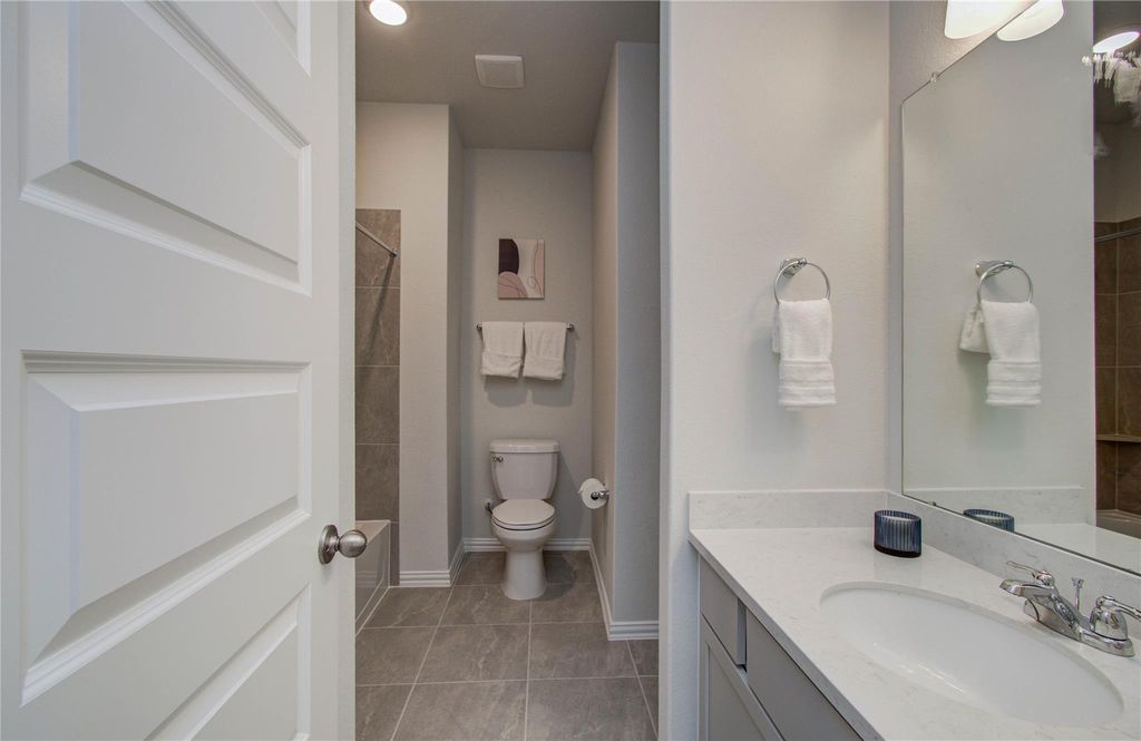 Image 24 of property listing at 27519 Paddle Grove Drive, Katy, TX 77493