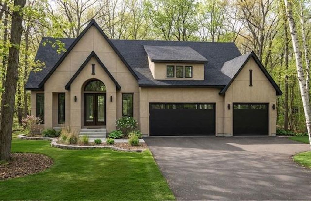 9215 Timberland Trail, Eden Prairie, MN 55347 — exterior