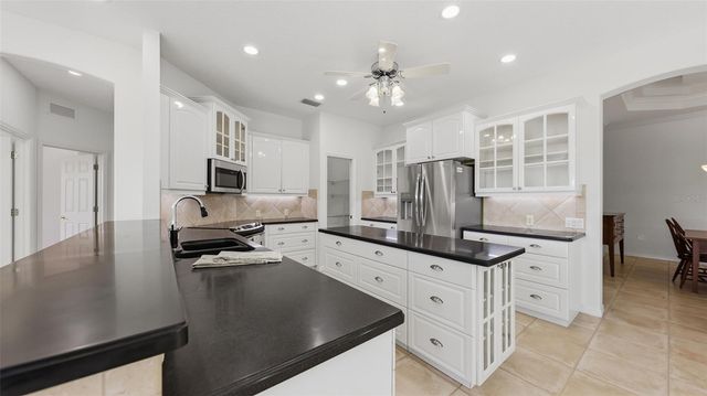 6228 AVENTURA DRIVE, Sarasota, FL 34241