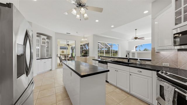 6228 AVENTURA DRIVE, Sarasota, FL 34241