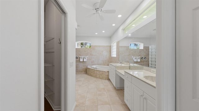 6228 AVENTURA DRIVE, Sarasota, FL 34241