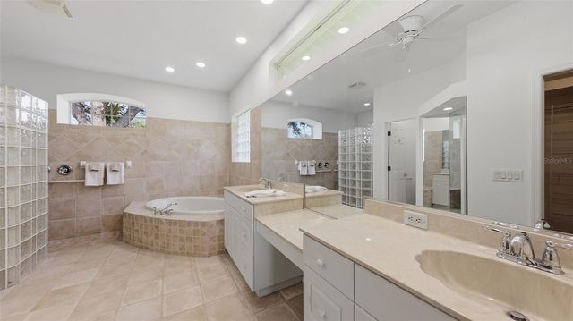 6228 AVENTURA DRIVE, Sarasota, FL 34241