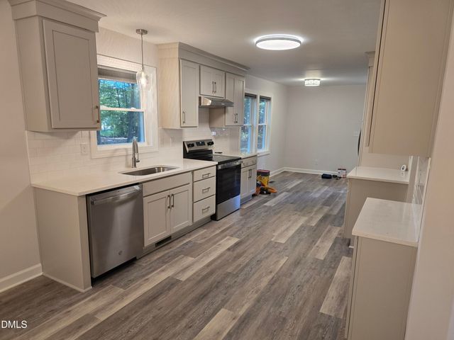 138 Landsbury Drive, Durham, NC 27707