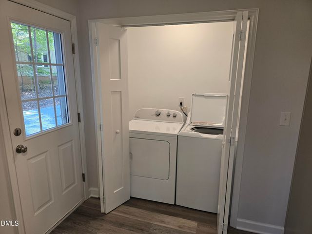 138 Landsbury Drive, Durham, NC 27707