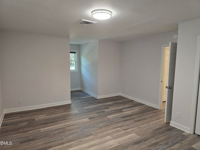 138 Landsbury Drive, Durham, NC 27707