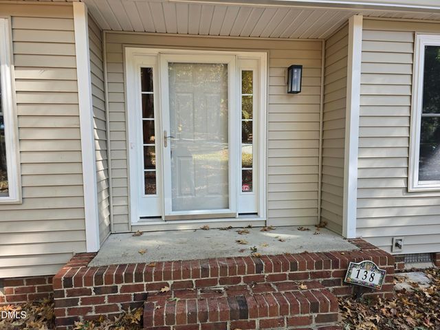 138 Landsbury Drive, Durham, NC 27707