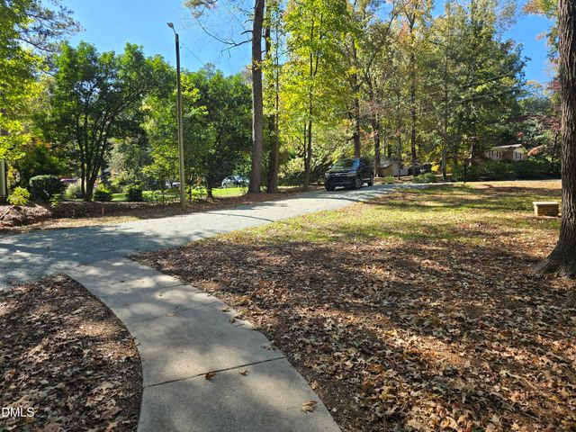 138 Landsbury Drive, Durham, NC 27707