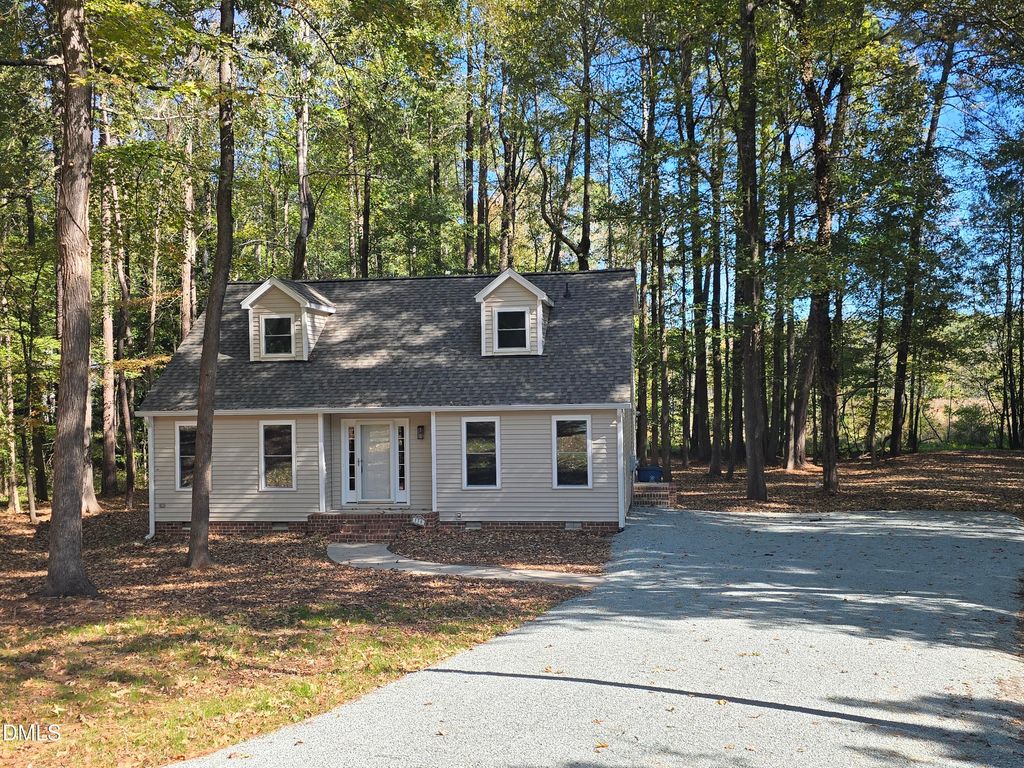 138 Landsbury Drive, Durham, NC 27707