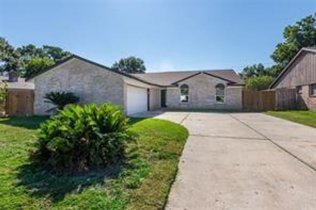 4715 Broken Elm Drive, Spring, TX 77388