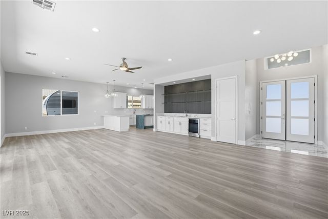 1860 Old West Avenue, Pahrump, NV 89048